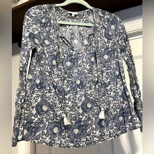 Lucky Brand. Small. Blue floral top.